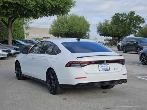 Used 2025 Honda Accord Sport image 5