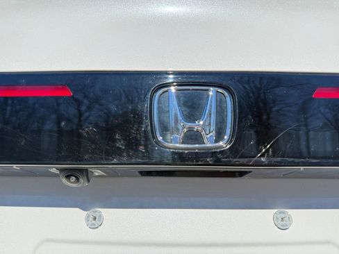 Used 2025 Honda Accord Touring image 17