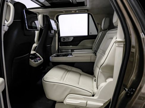 Used 2020 Lincoln Navigator L Black Label AWD/4WD image 33