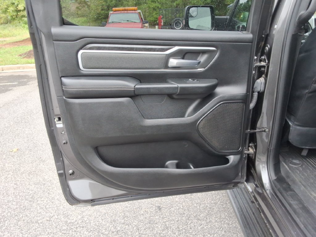 Used 2021 RAM 1500 Big Horn AWD/4WD image 17