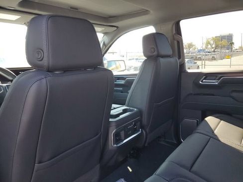 New 2026 GMC Sierra 1500 Denali w/ Denali Reserve Package AWD/4WD image 11