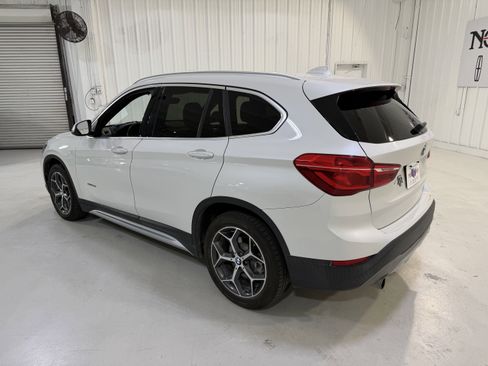 Used 2017 BMW X1 sDrive28i image 3