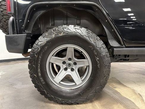 Used 2016 Jeep Wrangler Unlimited Sport AWD/4WD image 23