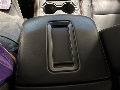 Used 2019 Chevrolet Tahoe LT image 19