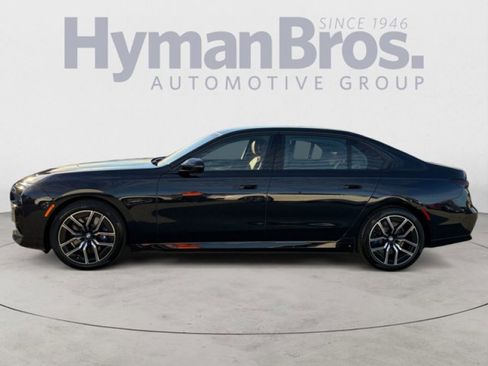 Used 2023 BMW i7 xDrive60 w/ Executive Package 2 image 6