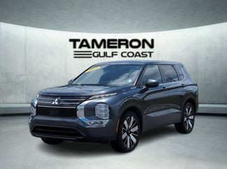 Used 2025 Mitsubishi Outlander SE FWD video 1