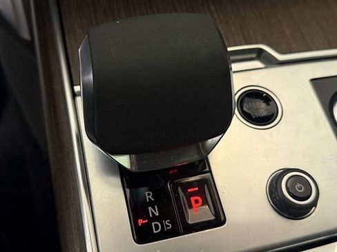 Used 2023 Land Rover Range Rover SE image 37