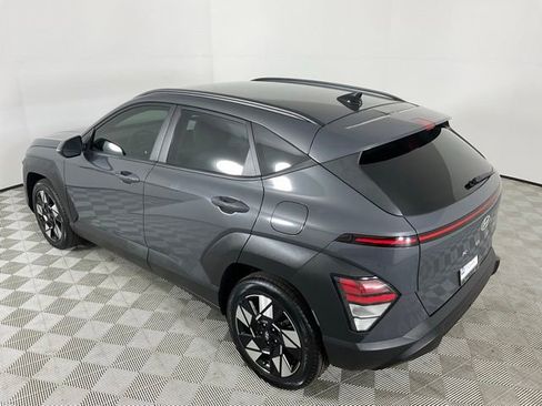 Used 2024 Hyundai Kona SEL FWD image 5