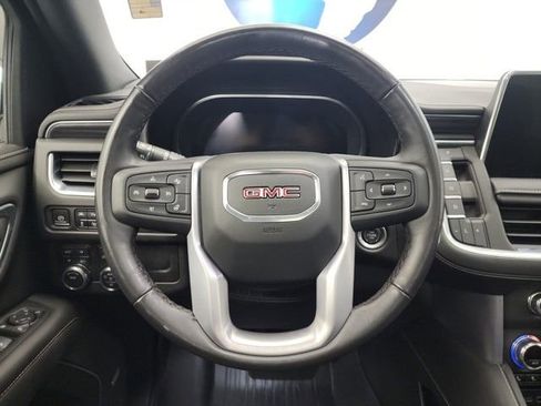 Used 2022 GMC Yukon SLT w/ SLT Premium Package image 22