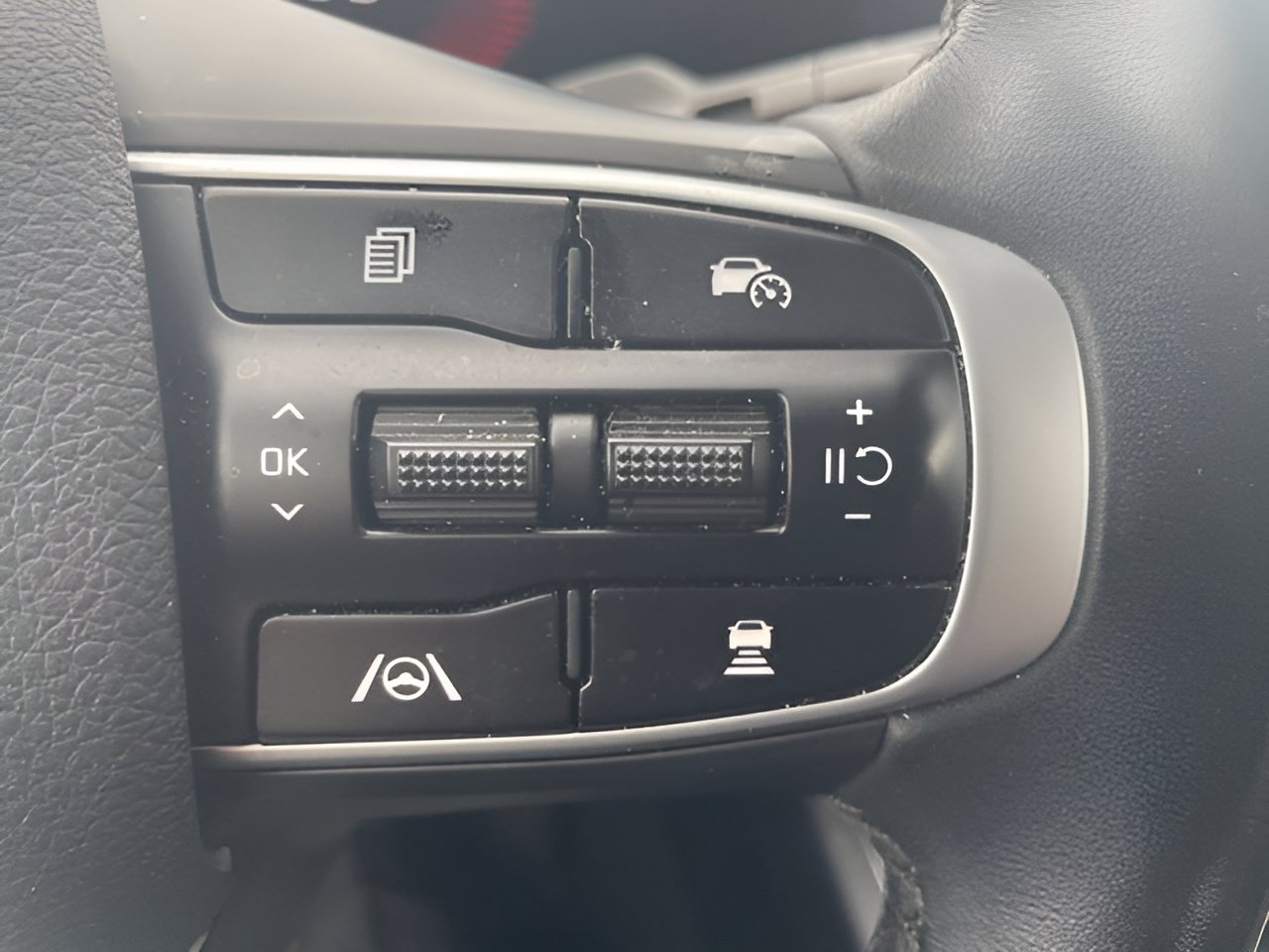 Used 2025 Kia K5 GT-Line AWD/4WD image 19