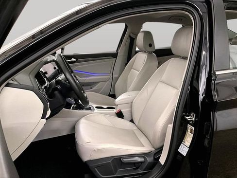 Used 2020 Volkswagen Jetta SEL FWD image 25