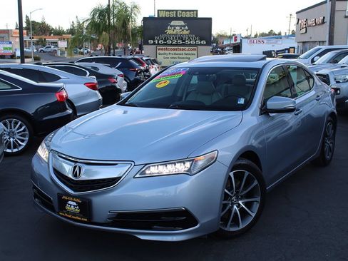 Used 2015 Acura TLX w/ Technology Package FWD image 2