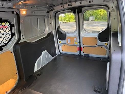 Used 2018 Ford Transit Connect XL FWD image 18