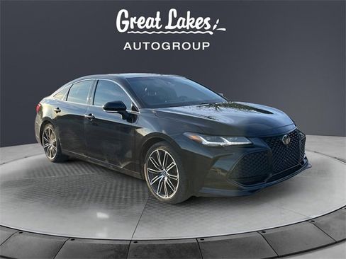 Used 2020 Toyota Avalon Touring image 7