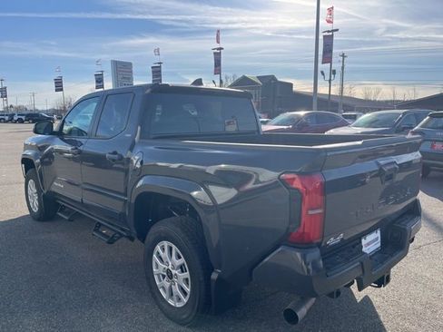 New 2025 Toyota Tacoma SR5 image 6