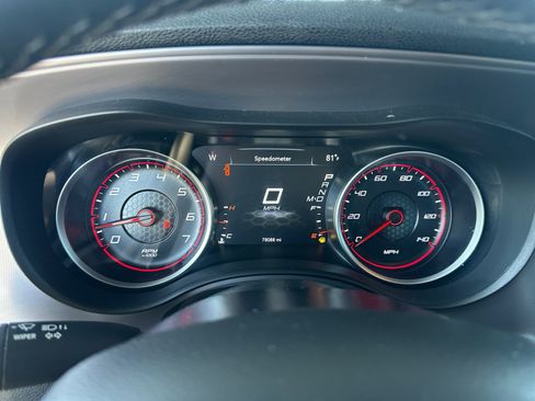 Used 2023 Dodge Charger SXT RWD image 21