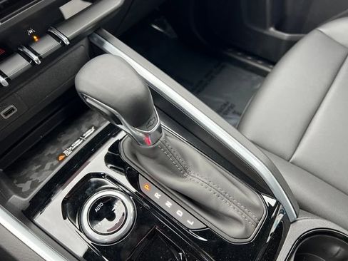 New 2025 Chevrolet Colorado LT w/ LT Convenience Package image 20