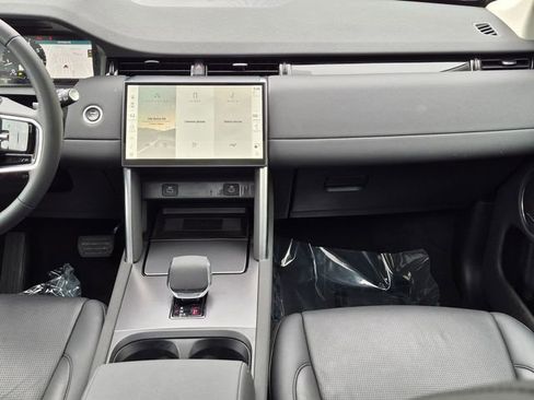 Used 2025 Land Rover Discovery Sport S AWD/4WD image 18