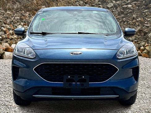 Used 2020 Ford Escape SE image 3