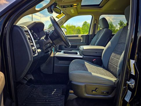 Used 2016 RAM 3500 Big Horn AWD/4WD image 12