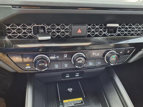 Used 2024 Honda Accord Touring image 13