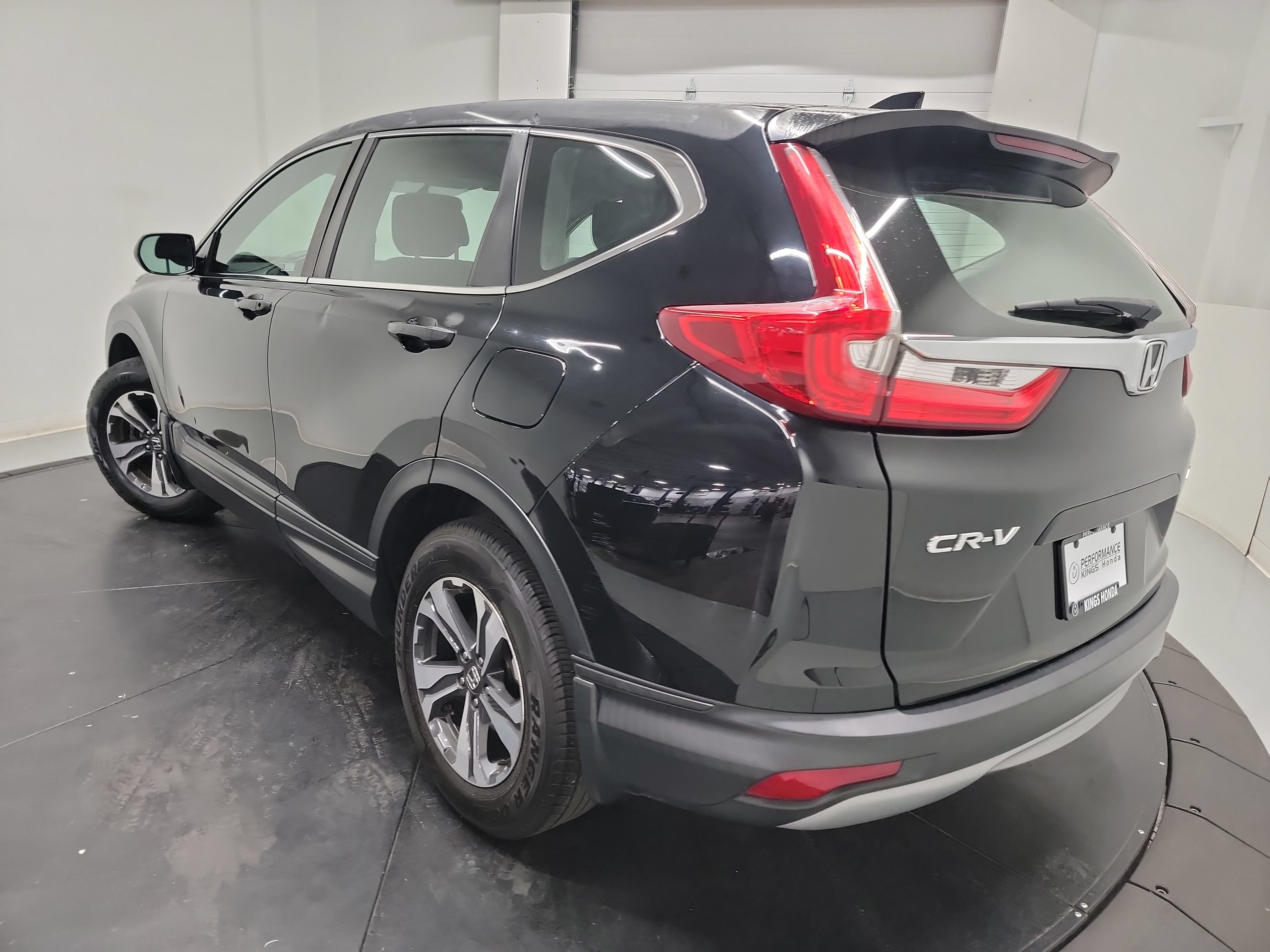 Used 2019 Honda CR-V LX image 6