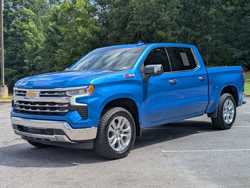 Used 2023 Chevrolet Silverado 1500 LTZ w/ LTZ Convenience Package II AWD/4WD image 5