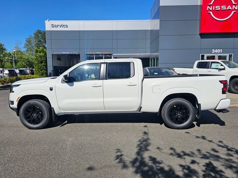 New 2026 Nissan Frontier SV w/ All-Weather Content Package AWD/4WD image 8