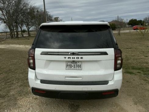 Used 2021 Chevrolet Tahoe Z71 image 2