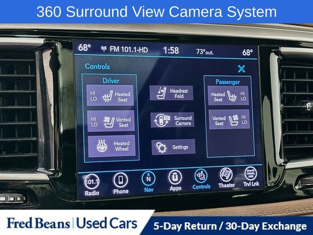 Used 2018 Chrysler Pacifica Limited w/ Tire & Wheel Group FWD image 27