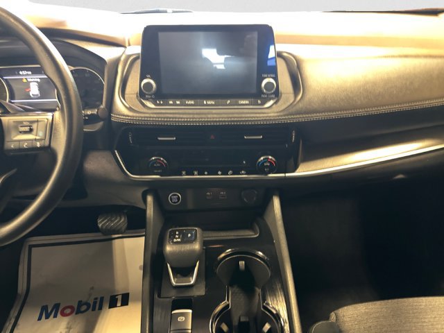 Used 2021 Nissan Rogue SV AWD/4WD image 11