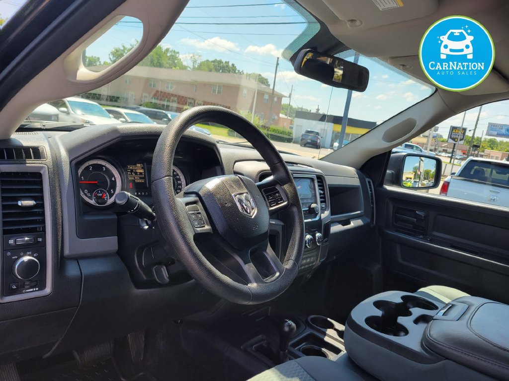 Used 2016 RAM 2500 Tradesman w/ Chrome Appearance Group AWD/4WD image 7