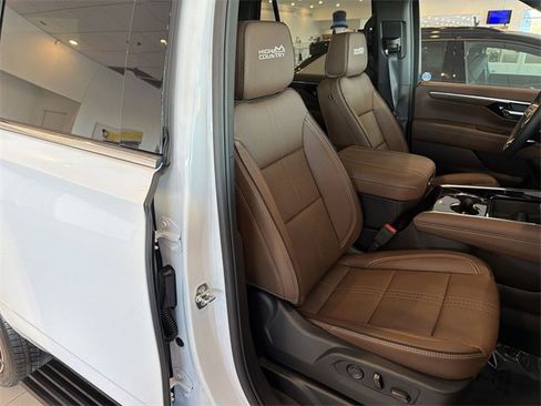 New 2026 Chevrolet Tahoe High Country image 21