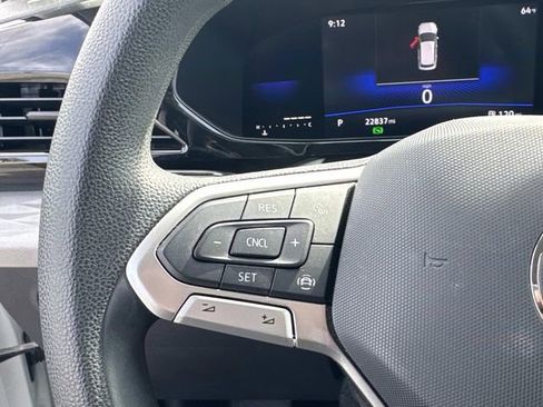 Used 2022 Volkswagen Taos S image 16