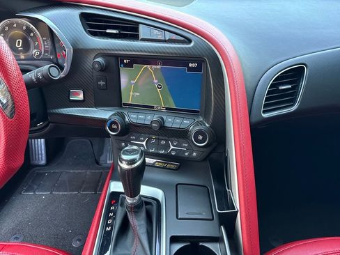 Used 2016 Chevrolet Corvette Z06 w/ 2LZ Preferred Equipment Group image 23