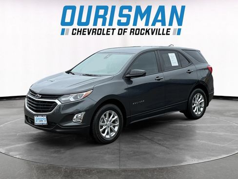 Used 2020 Chevrolet Equinox LS w/ LS Convenience Package FWD image 1