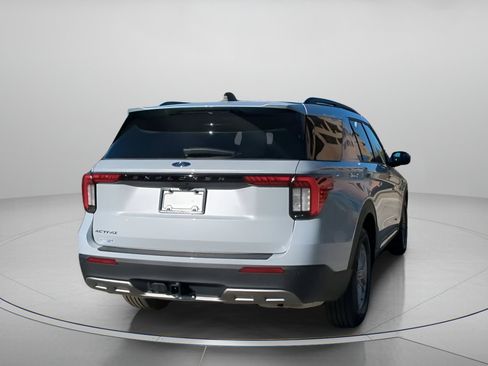New 2026 Ford Explorer Active w/ Active Comfort Package image 29