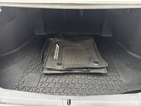 Used 2019 Toyota Avalon Touring w/ Advanced Safety Package FWD image 48