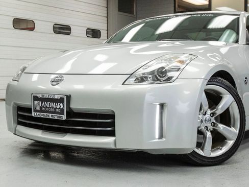 Used 2007 Nissan 350Z Touring w/ Cargo Convenience Pkg image 15
