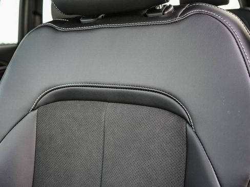 New 2026 Jeep Grand Cherokee Altitude image 25