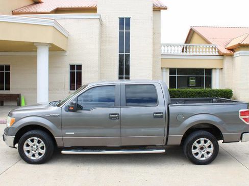 Used 2014 Ford F150 XLT w/ Equipment Group 302A Luxury image 10