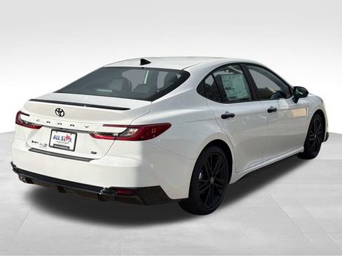 New 2026 Toyota Camry SE Nightshade image 8