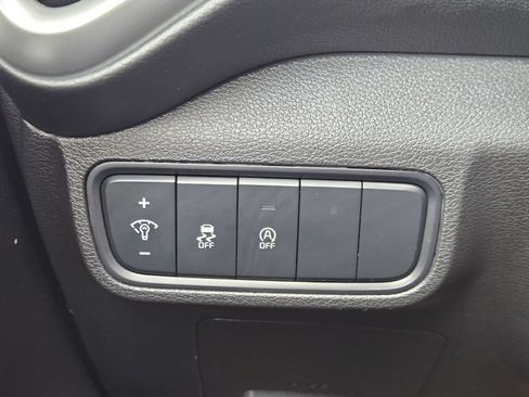 Certified 2023 Kia Soul LX w/ Option Group 015 FWD image 18