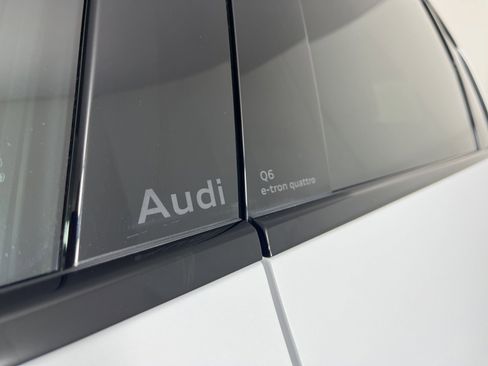 Certified 2025 Audi Q6 e-tron Premium w/ Convenience Package image 11