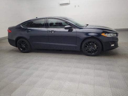 Used 2020 Ford Fusion SE w/ Equipment Group 151A image 11