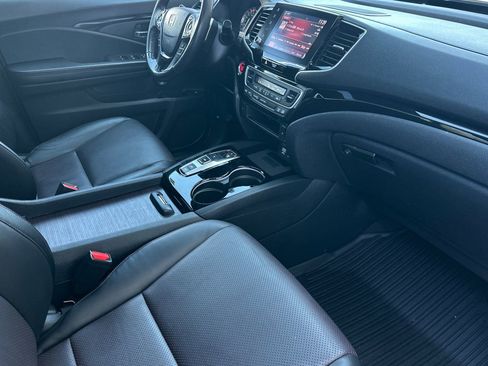 Used 2023 Honda Ridgeline Black Edition image 16