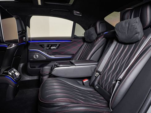 Used 2024 Mercedes-Benz S 63 AMG S image 22