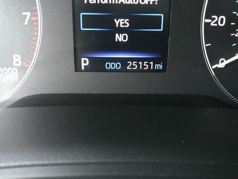 Used 2024 Toyota Corolla Cross LE w/ Moonroof Package image 23