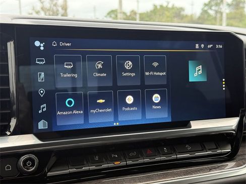 Used 2024 Chevrolet Silverado 2500 LTZ w/ LTZ Plus Package image 29