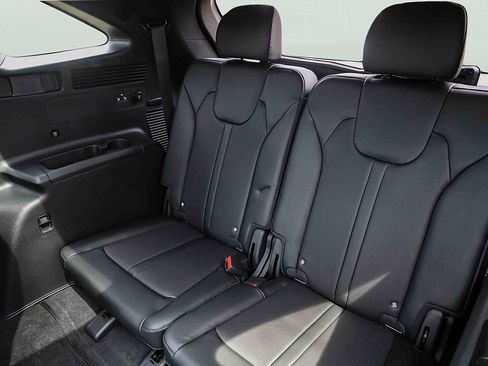 Certified 2026 Kia Sorento SX Prestige AWD/4WD image 17